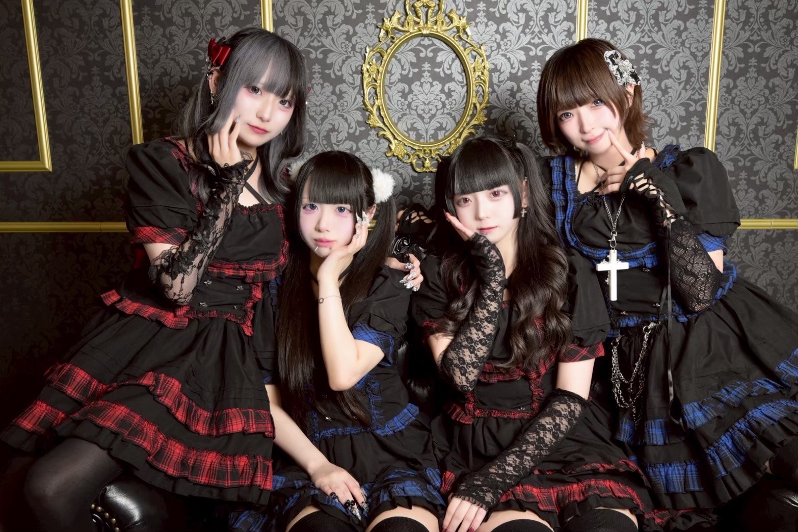 DearMyの店内とキャストの雰囲気